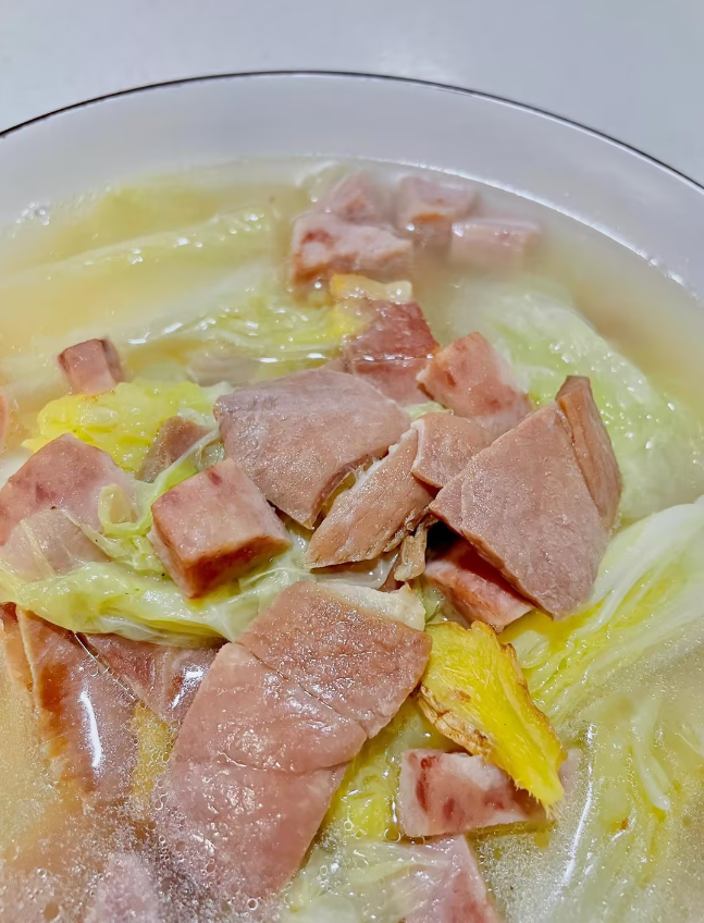 宣威火腿之云腿白菜汤